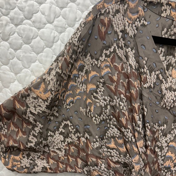 Heartloom‎ Kimono-Style Top Size Small - Picture 3 of 9